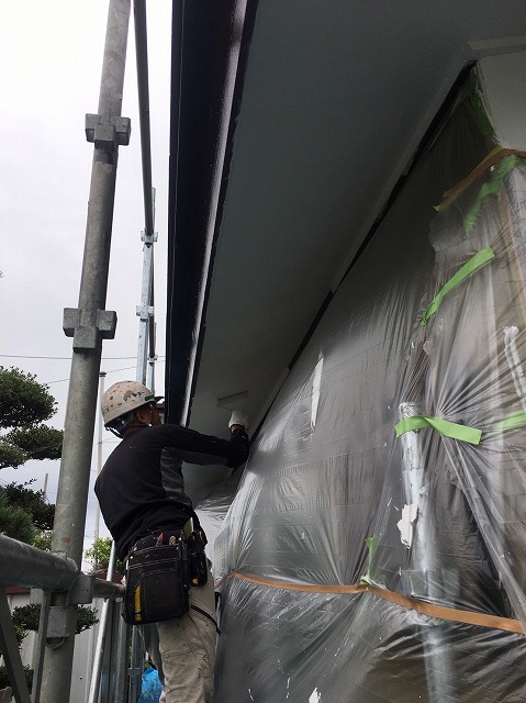 軒天の塗装工事